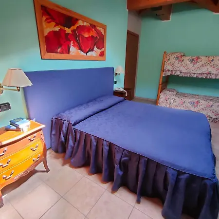 Lion Hotel