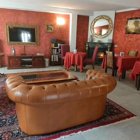 Hotel Lion 3*