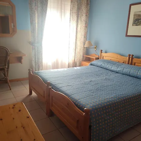 Lion Hotel