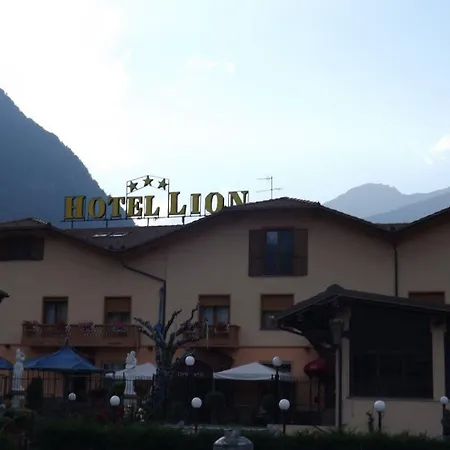 Lion Szálloda 3*