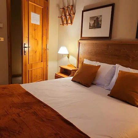 Hotel Lion 3*