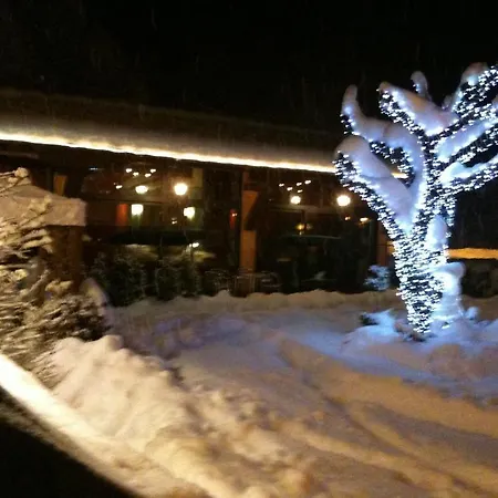 Lion Szálloda 3*