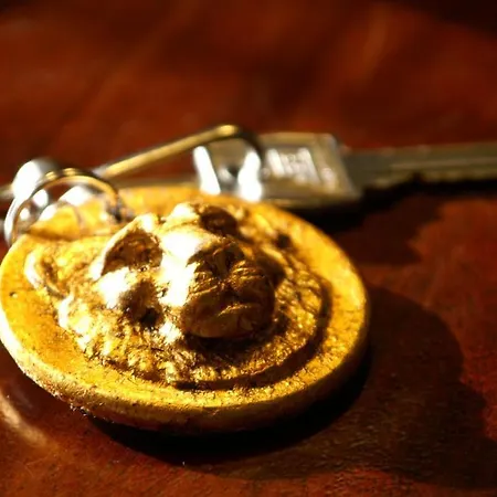 Lion Roure Turin