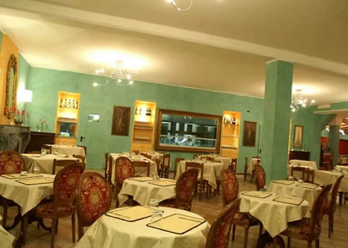 Lion Otel Roure Turin